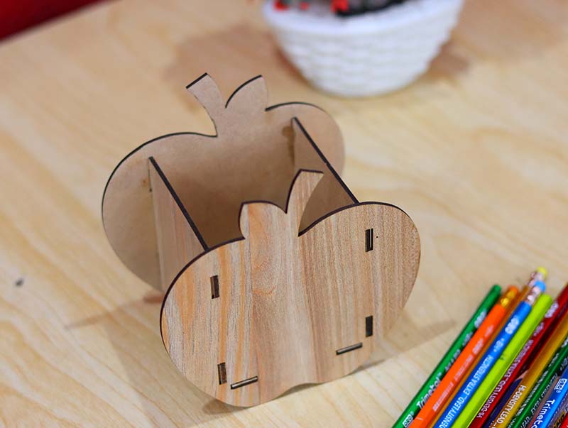 Apple Shape Pencil Holder Pen Stand 3mm Laser Cut Free DXF File