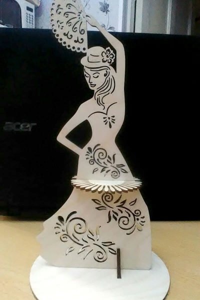 Beautiful Danicng Napkin Holder Laser Cutting Free Vector File