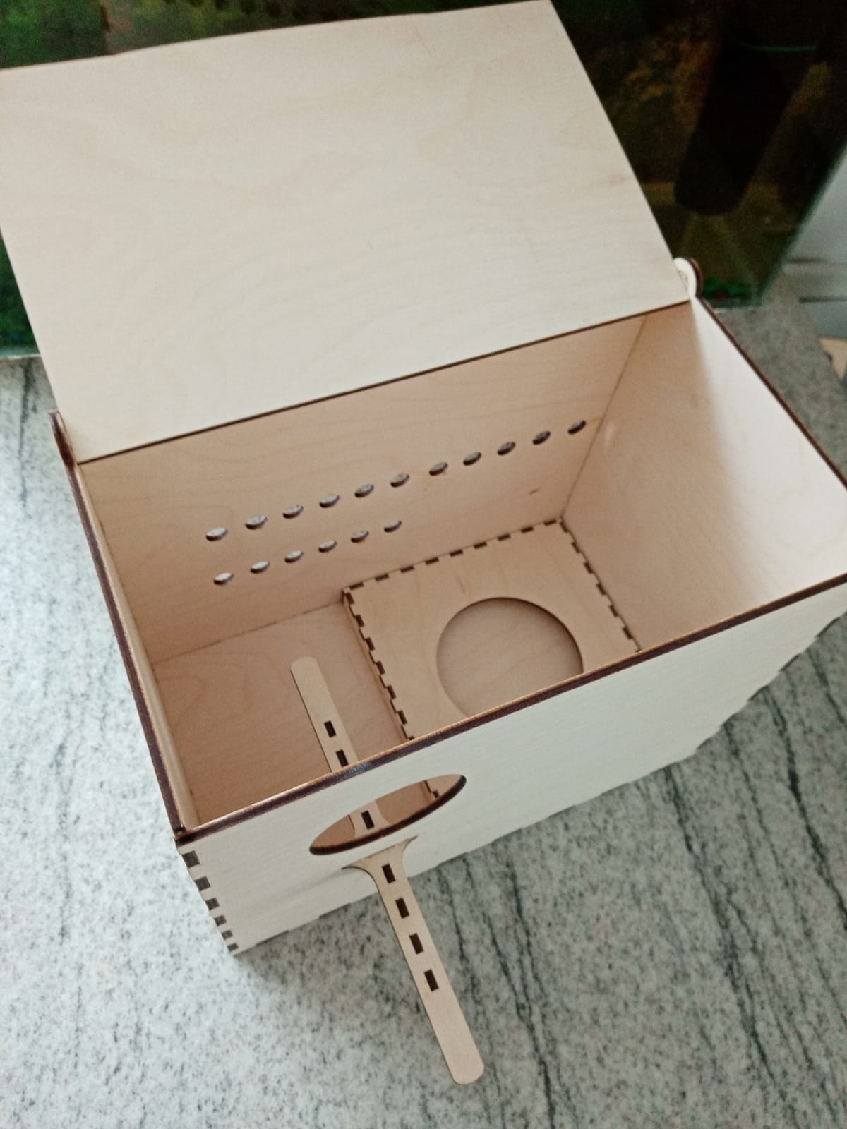 Bird Parrot Budgie Nest Breeding Box For Laser Cutting Free Vector File