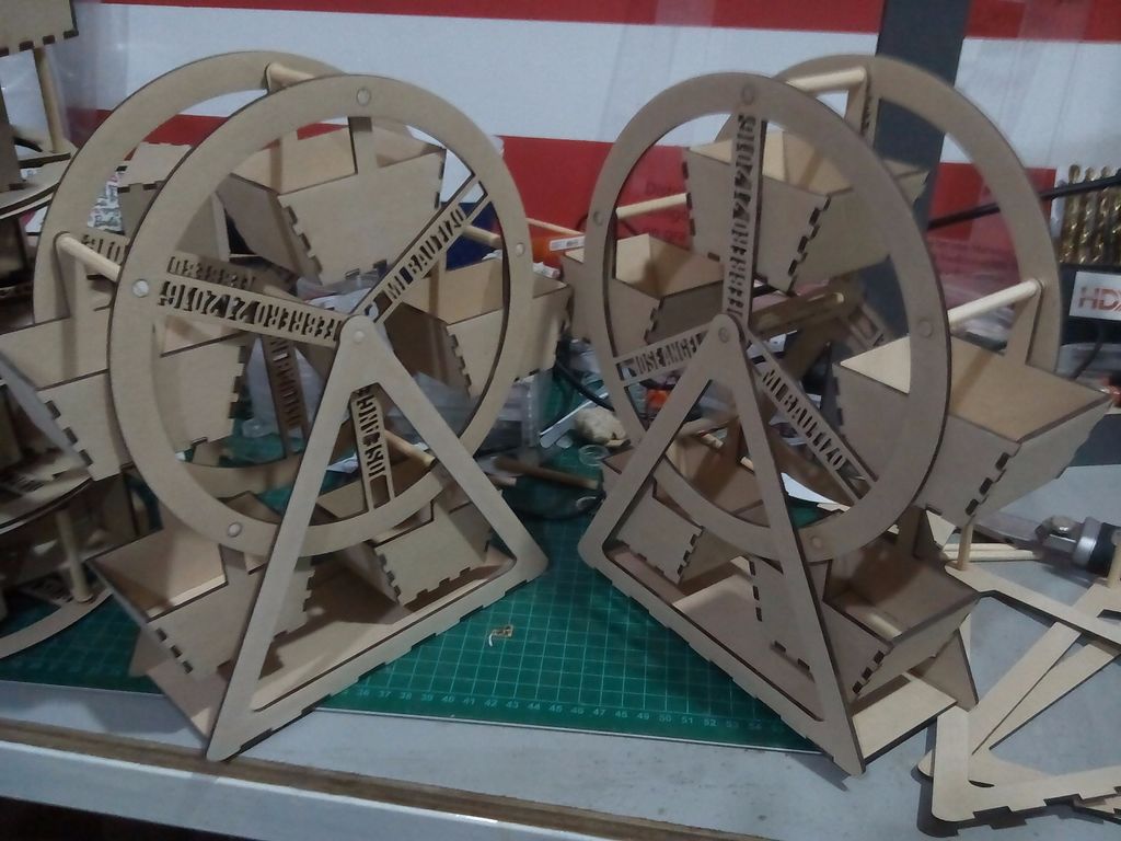 Ferris Wheel Pair Laser Cut 3d Puzzle Free DXF File