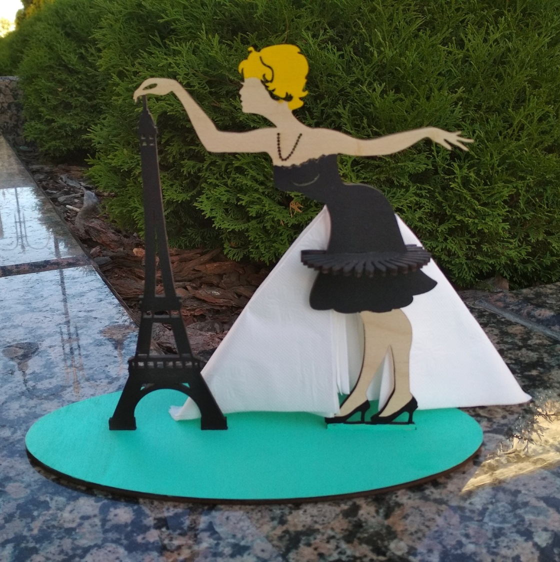 Girl With Eiffel Tower Napkin Holder For Laser Cut Free Vector File