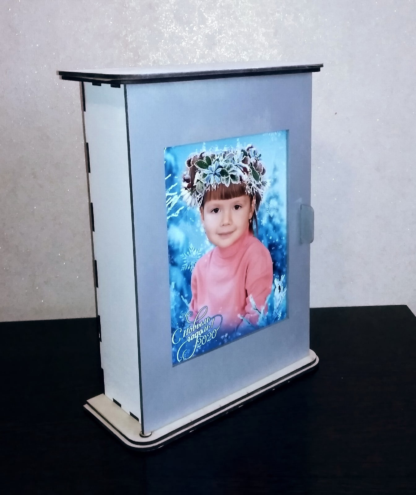 Key Cabinet Key Storage Box With Photo Frame For Laser Cut Free Vector File