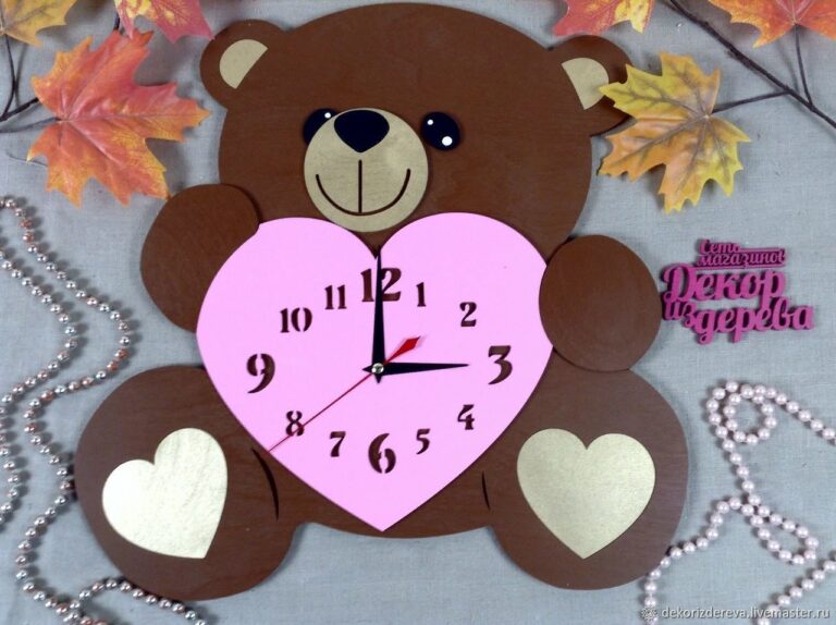 Laser Cut Bear Clock Free Vector File