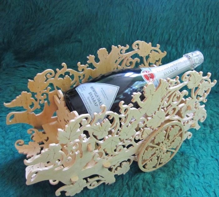 Laser Cut Carriage Wine Bottle Holder Free Vector File