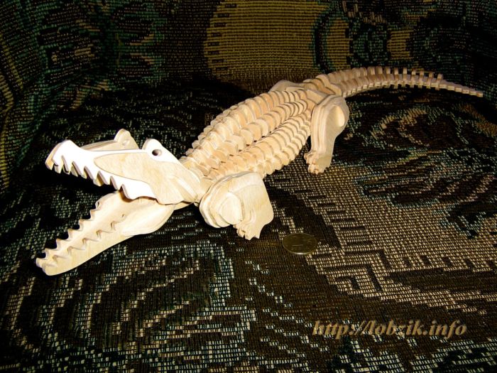 Laser Cut Crocodile Puzzle Free DXF File