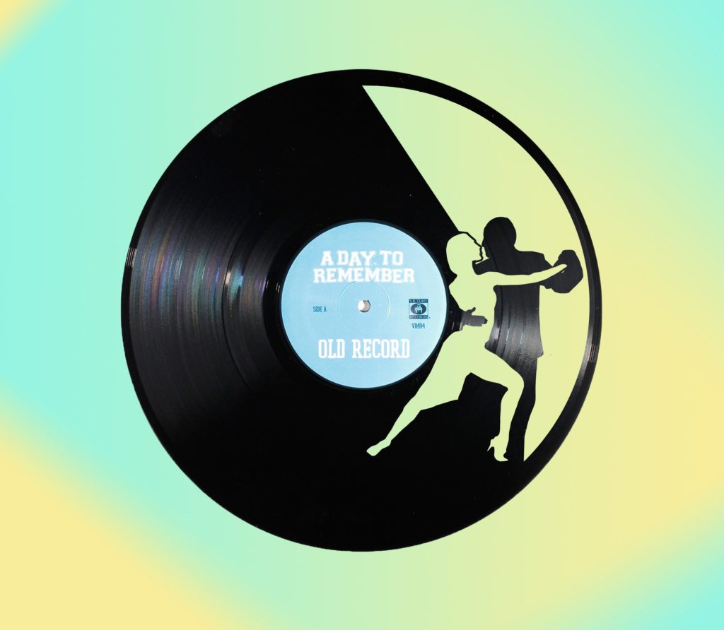 Laser Cut Dancing Couple Vinyl Clock Free Vector File