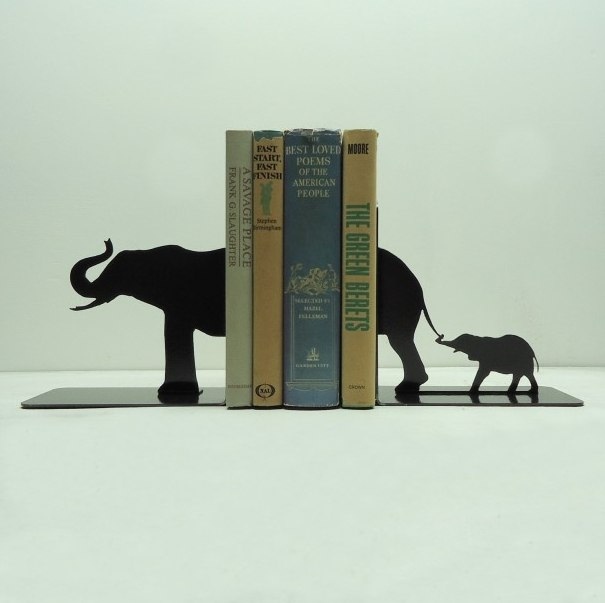 Laser Cut Elephant Family Book Holder Free Vector File