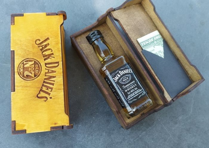 Laser Cut Jack Daniels Wooden Gift Box Free Vector File