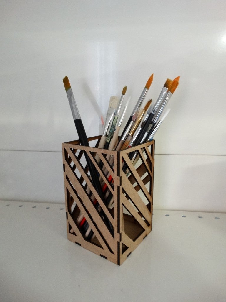 Laser Cut Modern Pencil Holder For Office Table 3mm Free DXF File