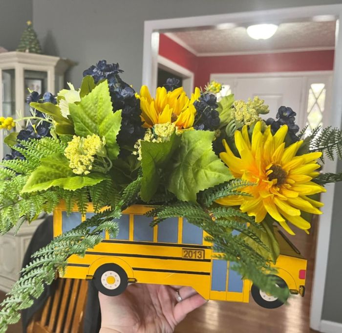 Laser Cut School Bus Flowers Box Free Vector File