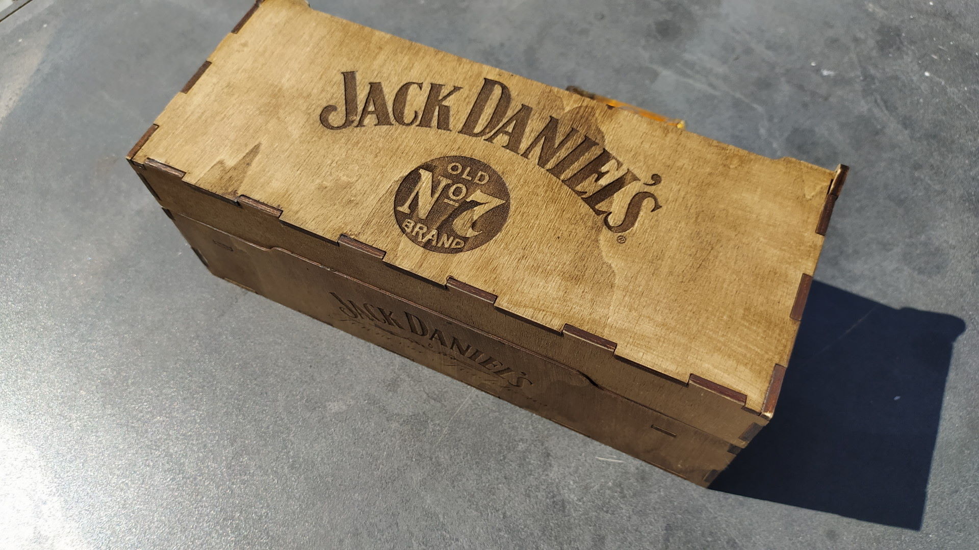 Laser Cut Whisky Bottle Holder Free DXF File