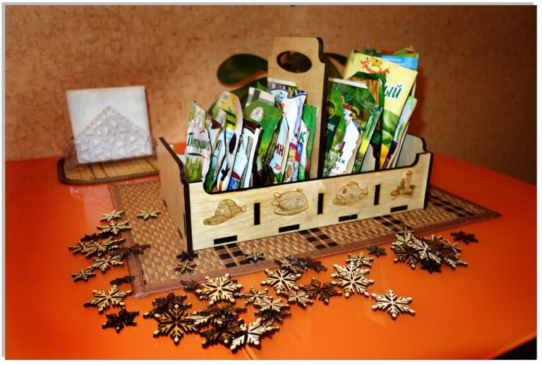 Laser Cut Wooden Spice Box Snowflakes Free Vector File