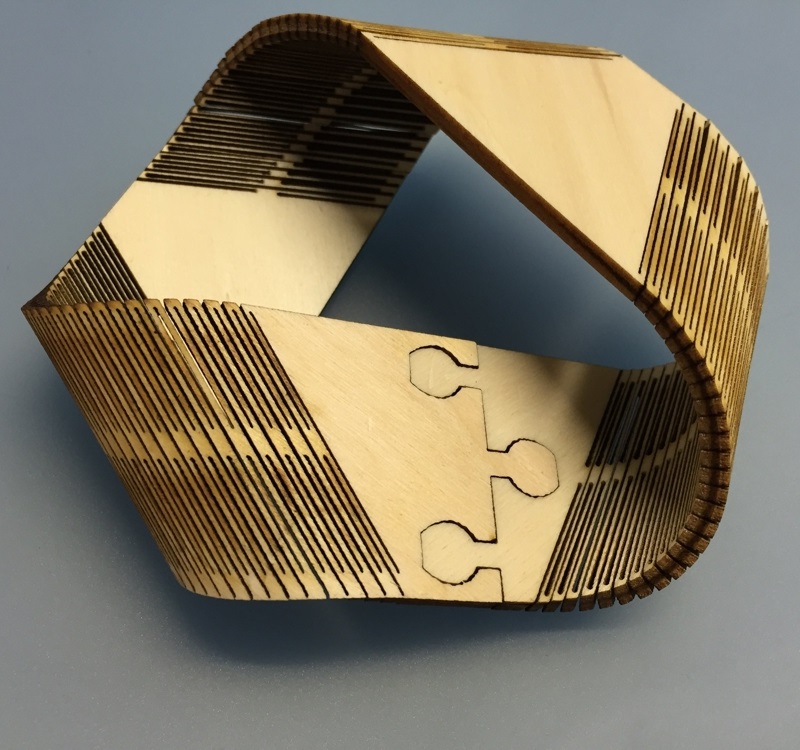 Moebius Strip 3mm Birch Plywood Free DXF File