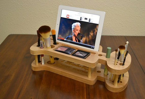 Organizer For Ladies Makeup Kit Stand Pen Holder Cnc Laser Template Free Vector File