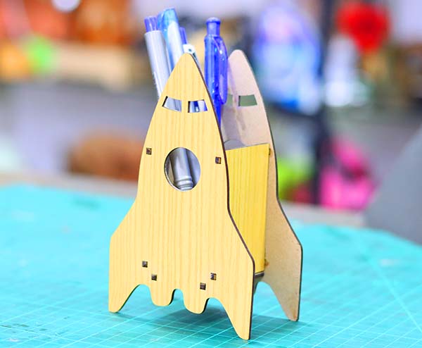 Rocket Shape Pen Holder Pencil Organizer 3mm Laser Cut Free DXF File