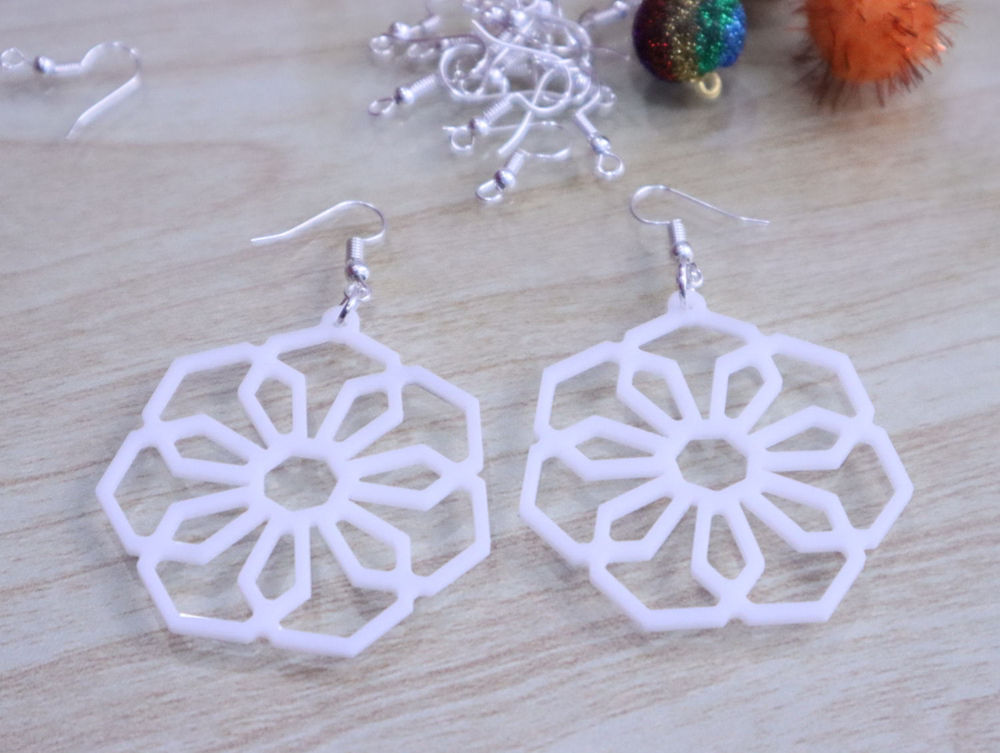 Women Acrylic Earrings Laser Cut Free DXF File