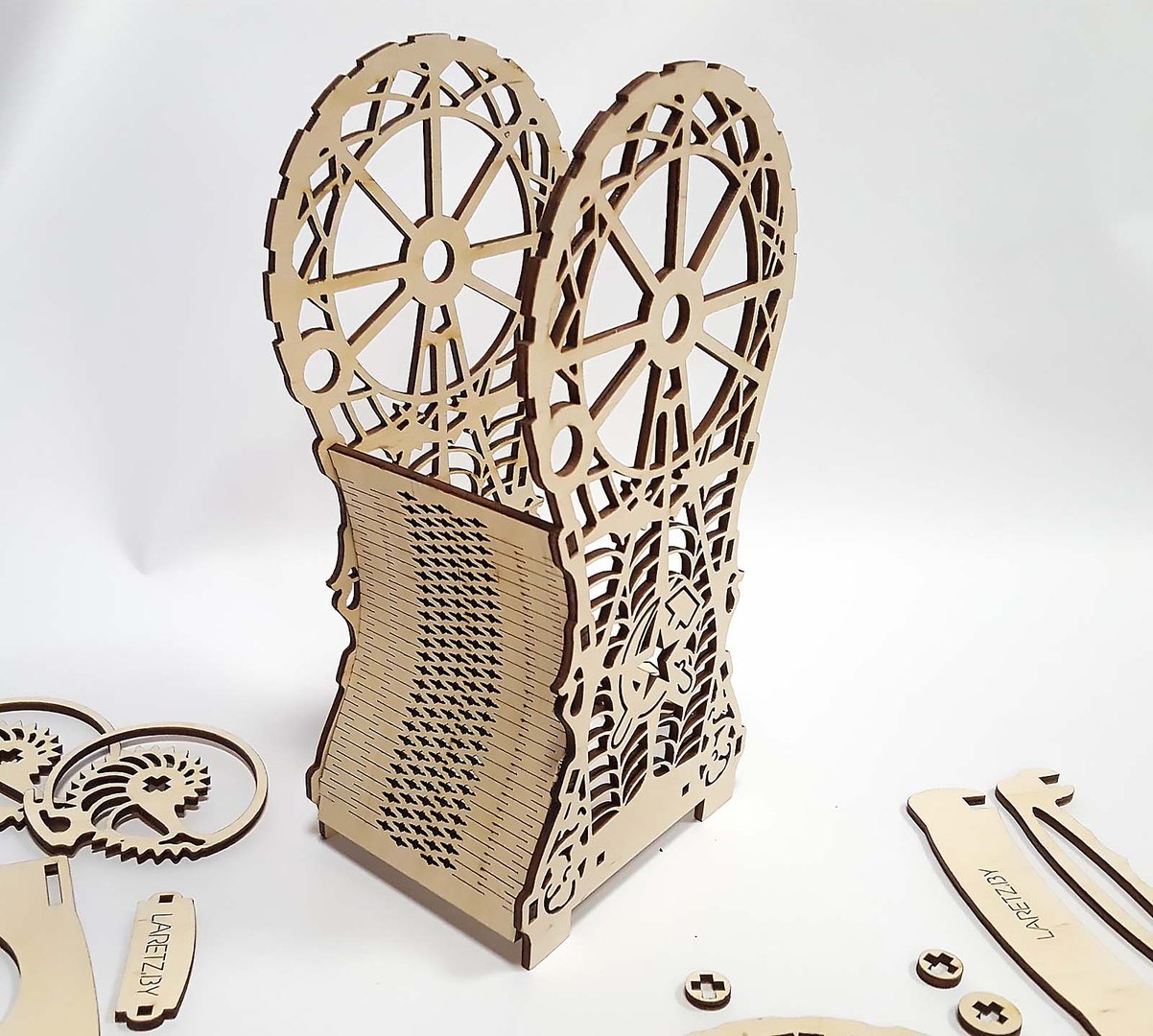 Wooden Decorative Bank 3mm Laser Cut Free Vector File