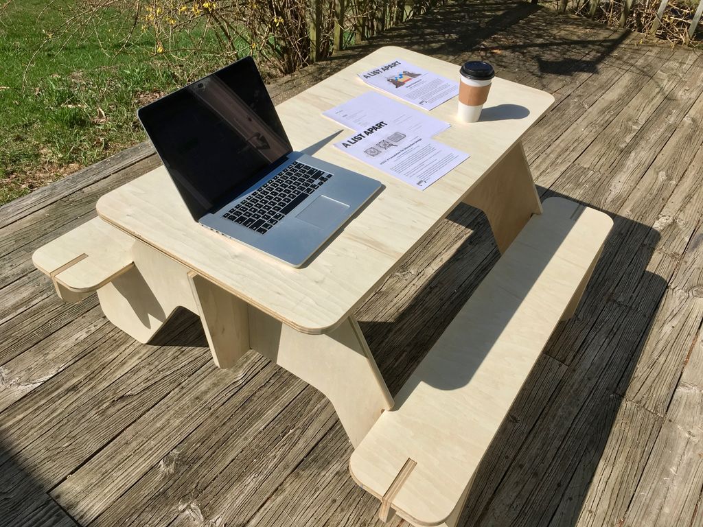 Wooden Picnic Table 18mm Free DXF File