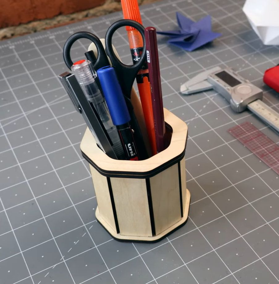 Wooden Polygon Pen Pencil Holder Laser Cut Free Vector File